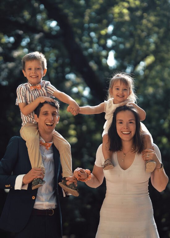photographe famille bouc bel air shooting marc williams studio stidio exterieur 11