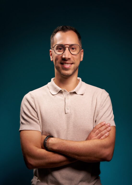 Corporate LinkedIn photo pro bouc bel air shooting marc williams studio 2