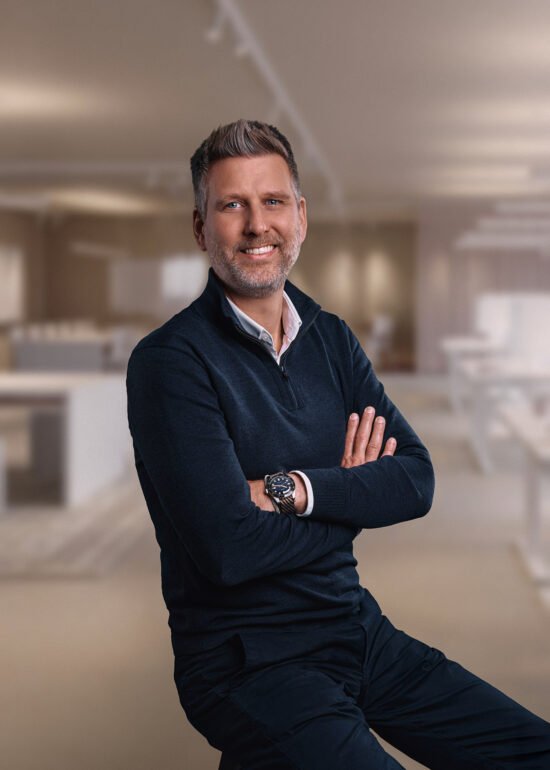 Corporate LinkedIn photo pro bouc bel air shooting marc williams studio 5